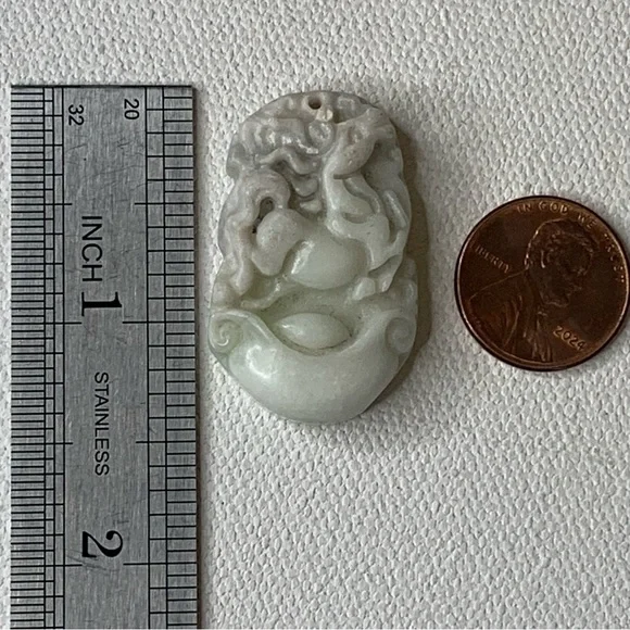 Chinese Zodiac Jade Horse Pendant Carved Stone Animal Amulet Lucky Talisman 1.4" - Picture 9 of 13